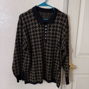 Black and Gold Houndstooth Polo Sweater Size Large